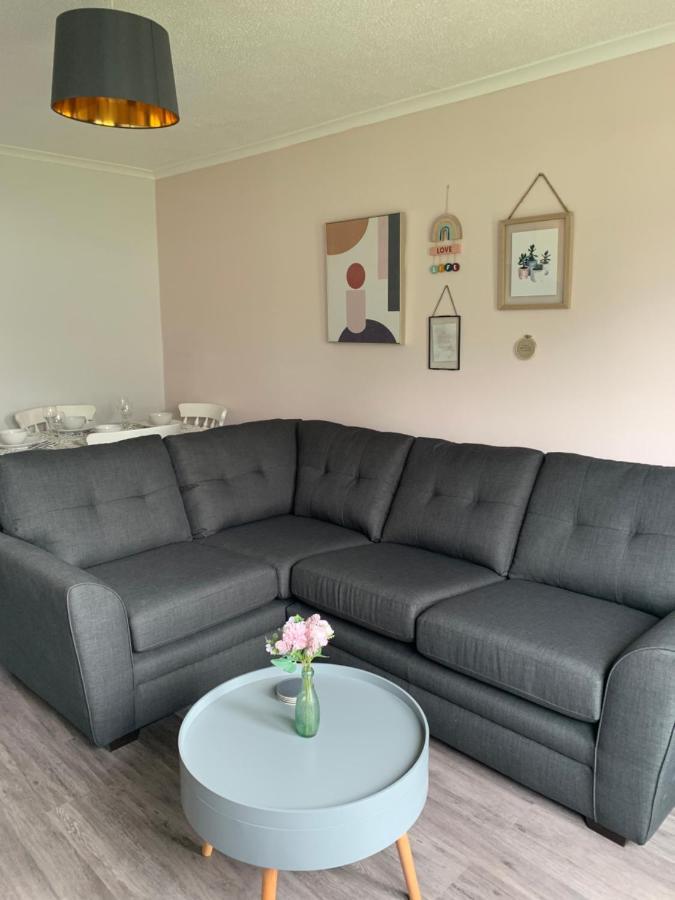 Hugo'S Hideaway Free Wifi Villa Hemsby Bagian luar foto